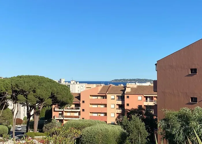 Appartement Vue Mer Avec Place De Parking Privee